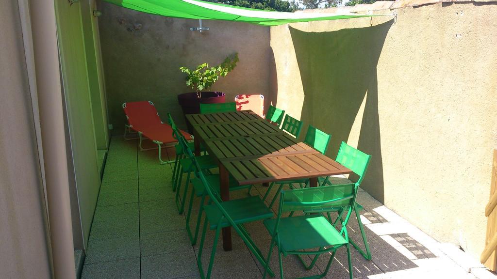 Auberge Gekko Ornaisons Habitación foto